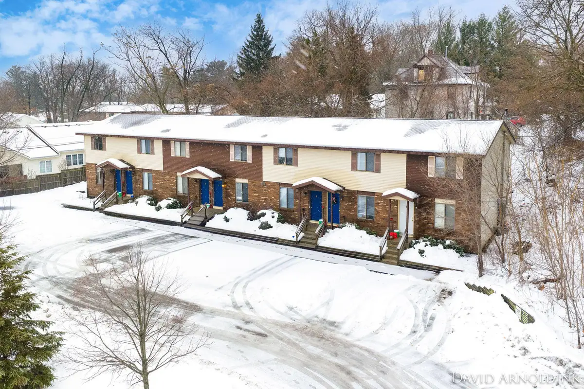 451 Lincoln Avenue, Holland, MI 49423 - Image #1