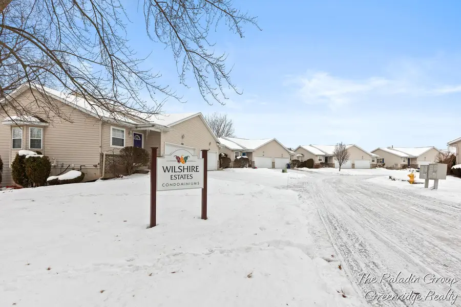 646 Wilshire Court, Holland, MI 49423 - Image #3