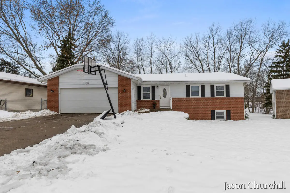 2781 Bluewater Lane Sw, Grandville, MI 49418 - Image #1