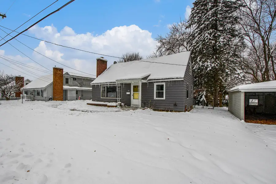 315 Hall Street, Belding, MI 48809 - Image #2