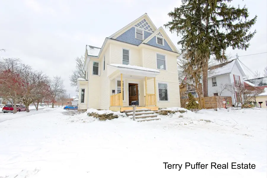 528 S Jefferson Street, Hastings, MI 49058 - Image #2