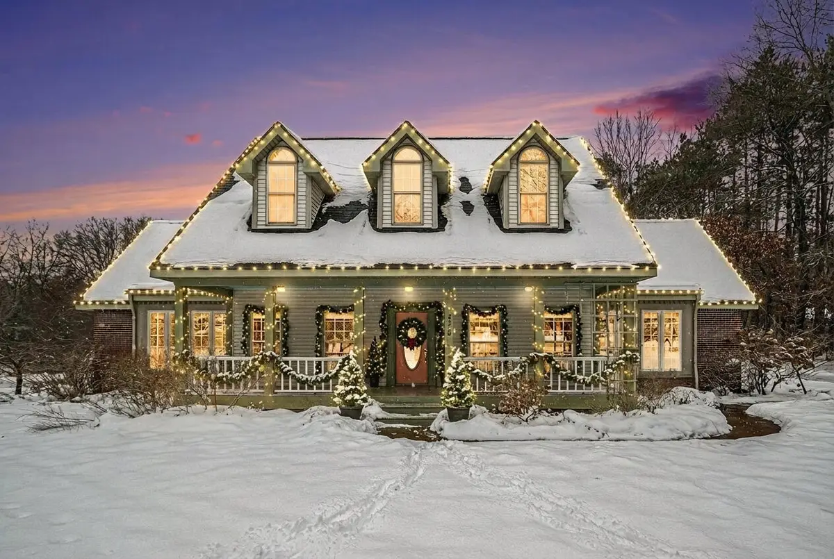 8220 Glenwynd Drive, Kalamazoo, MI 49009 - Image #1