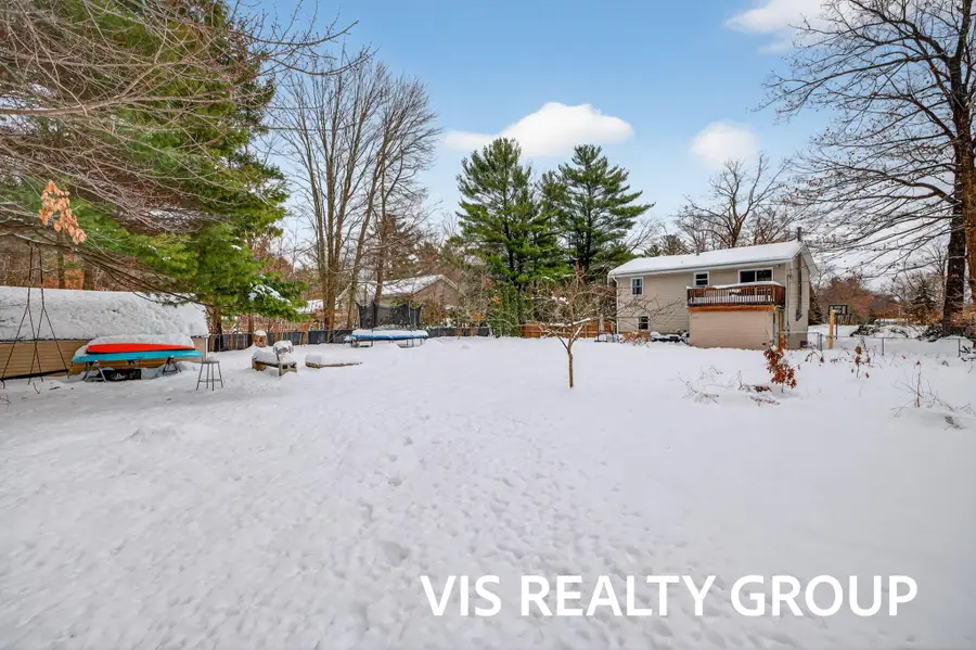 19210 Glendale Circle, Spring Lake, MI 49456 - Image #3