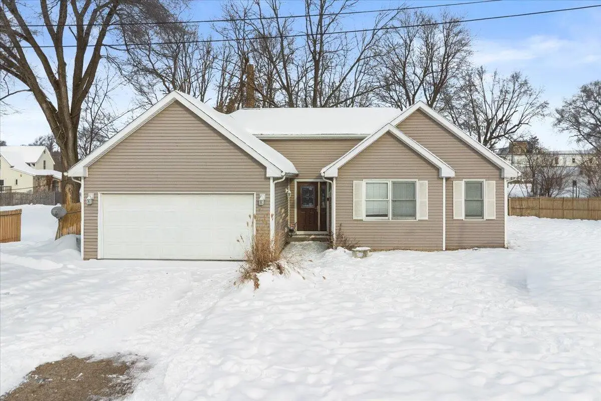 238 Harvey Street, Lawton, MI 49065 - Image #1
