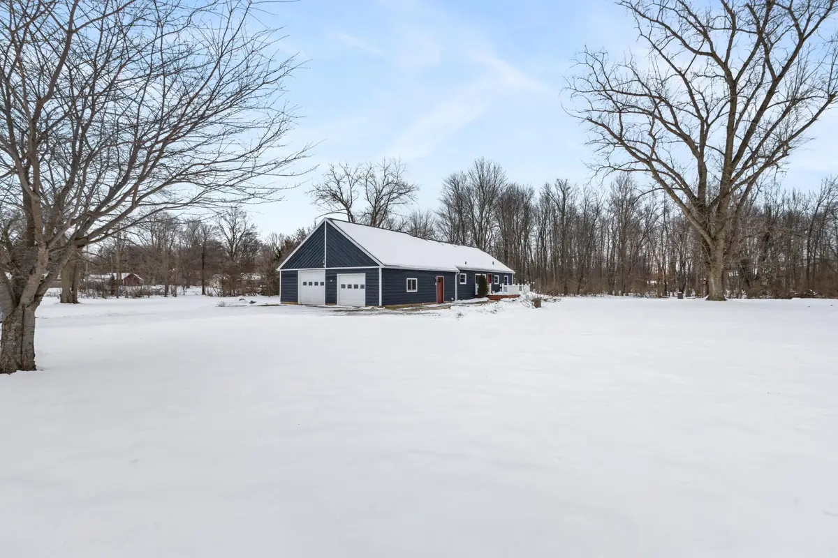 557 W James Street, Lawrence, MI 49064 - Image #1