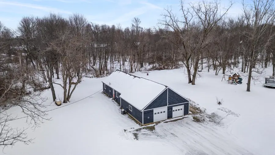 557 W James Street, Lawrence, MI 49064 - Image #3