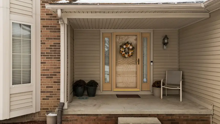 9639 Hampton Drive, Belleville, MI 48111 - Image #2