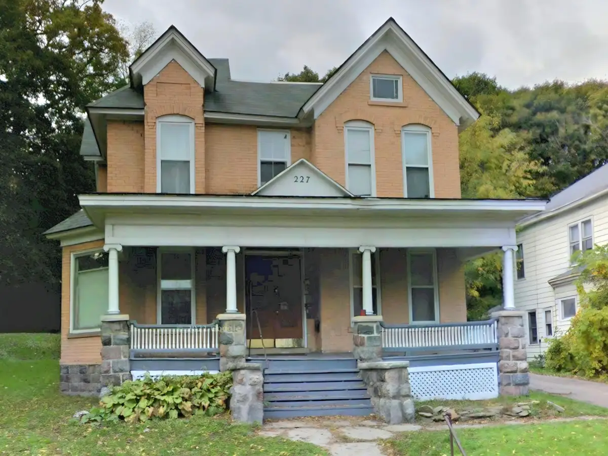 227 Douglas Avenue, Kalamazoo, MI 49007 - Image #1