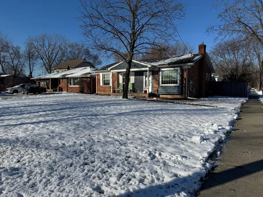 33941 Jefferson Avenue, Saint Clair Shores, MI 48082 - Image #2