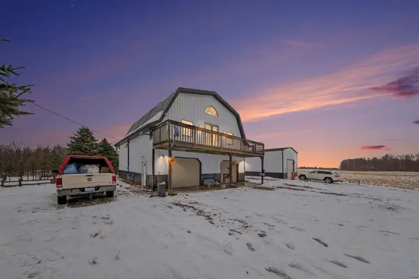 2041 N Meridian Road, Hudson, MI 49247