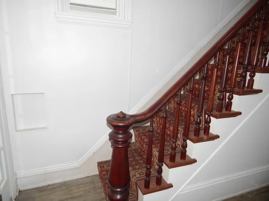 84 W Division Street, Sparta, MI 49345 - Image #3