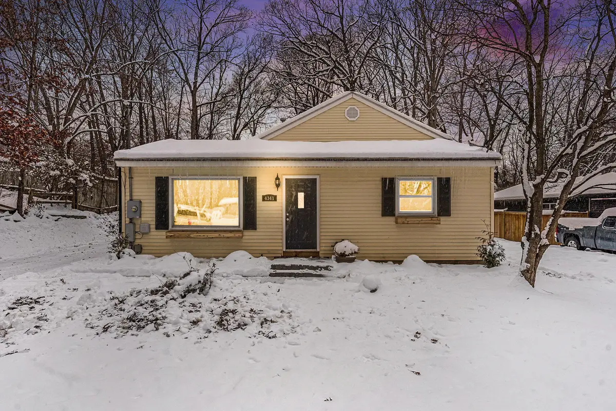 4341 Laura Avenue Nw, Comstock Park, MI 49321 - Image #1