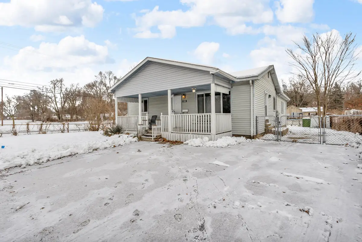 203 Dakota Street, Ypsilanti, MI 48198 - Image #1