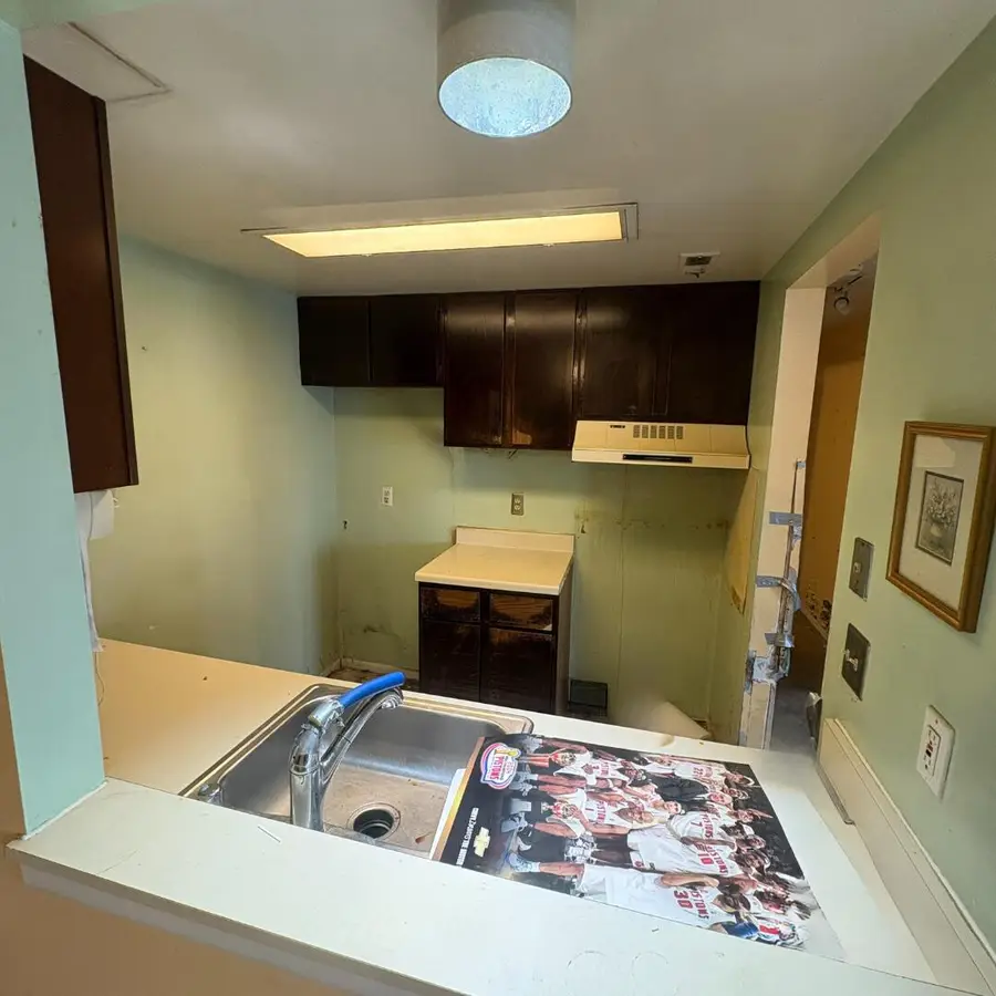 1476 W Chateau Vert, Ypsilanti, MI 48197 - Image #3