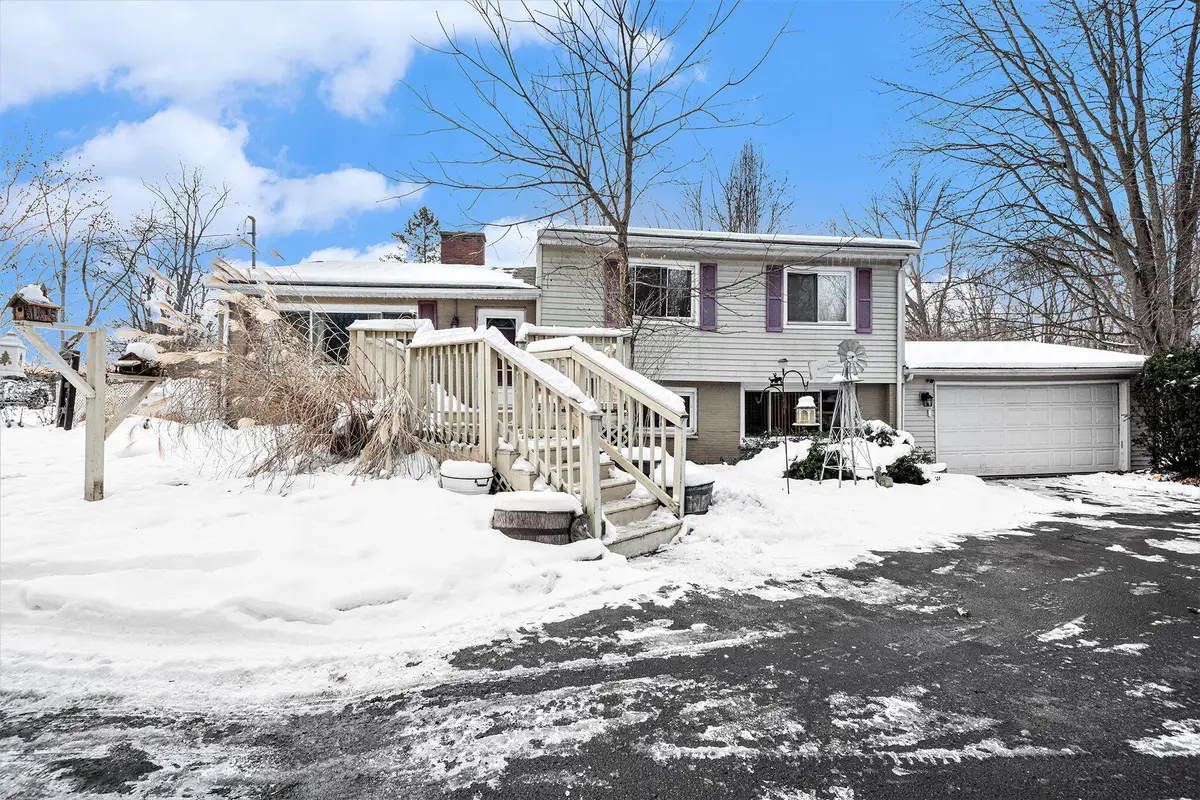 100 Burt Avenue, Jackson, MI 49201 - Image #1