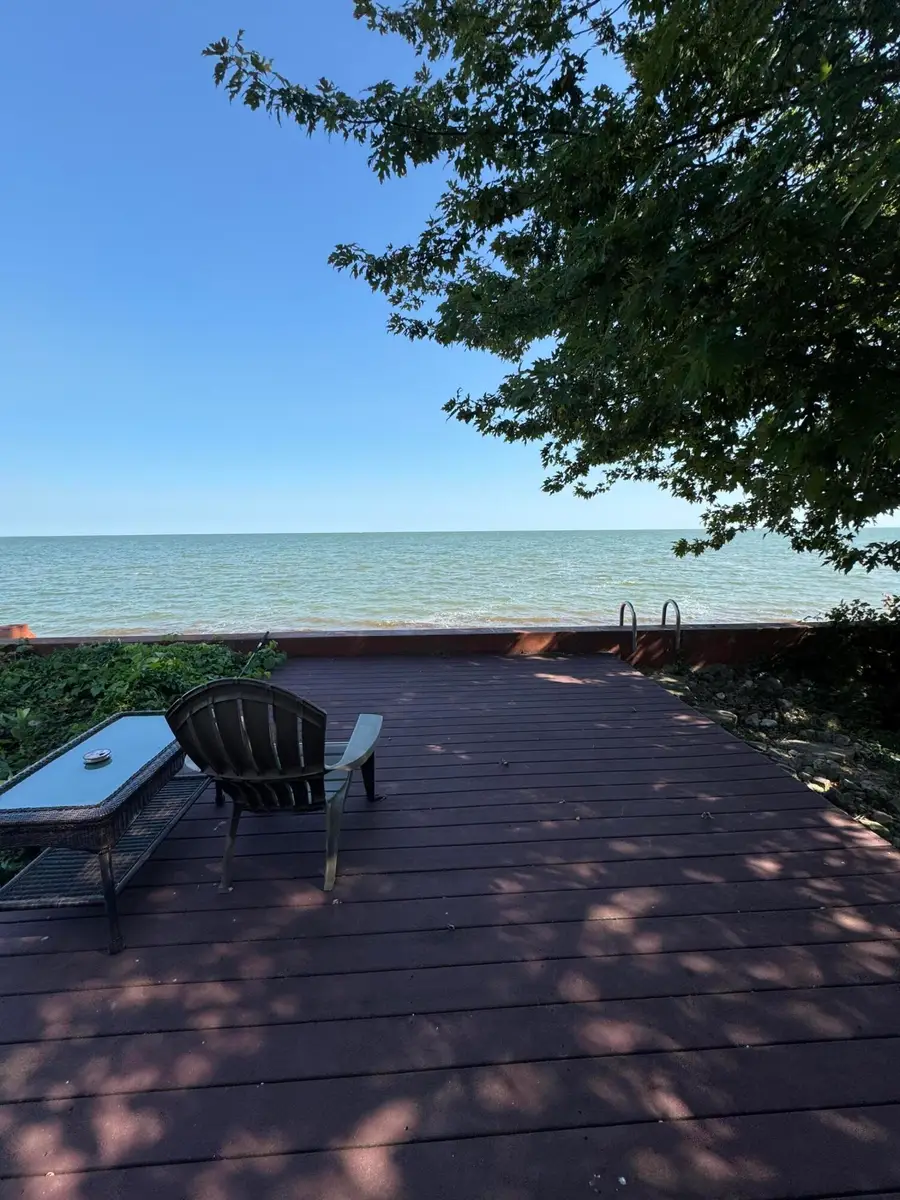 13512 Venetian Drive, Monroe, MI 48161 - Image #2