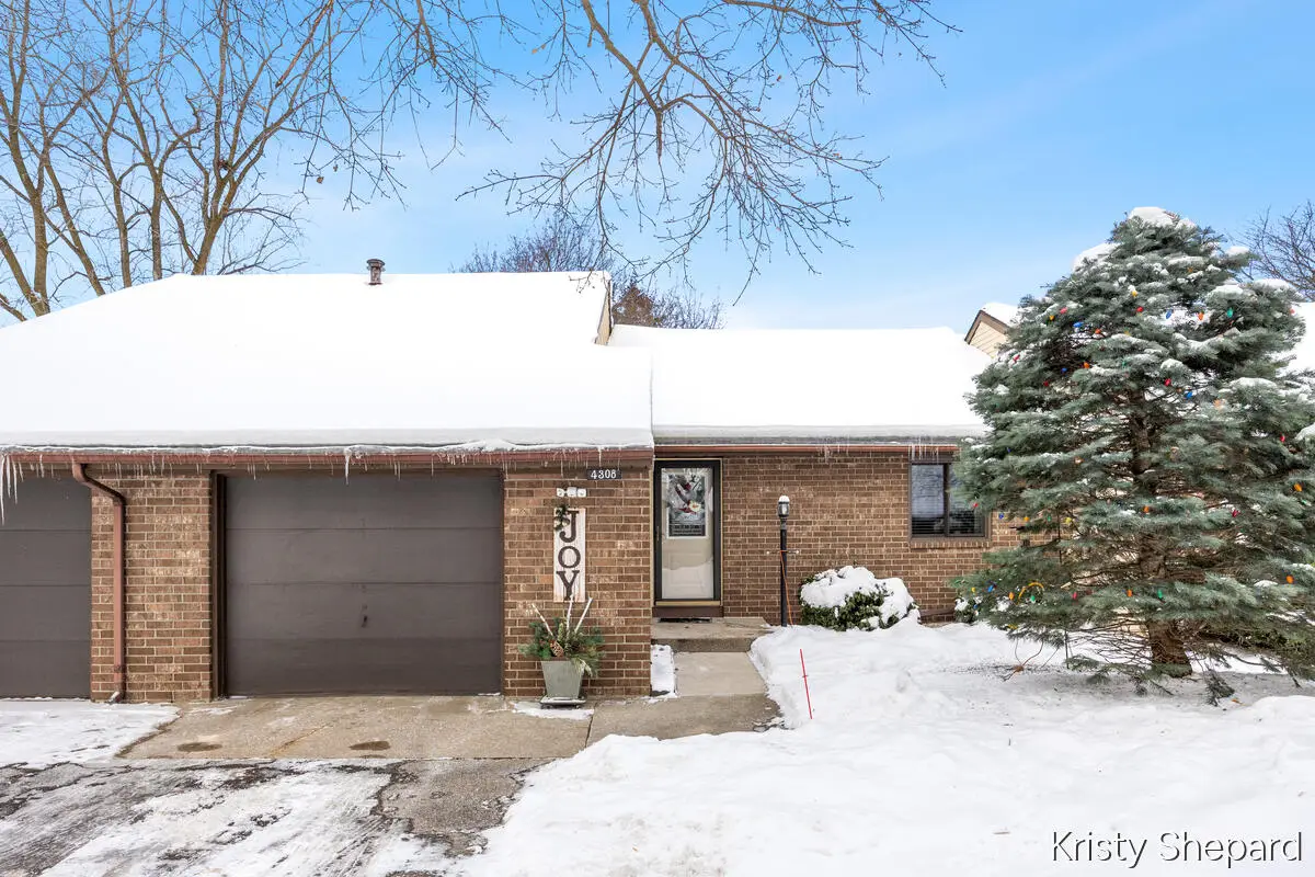 4308 Indian Spring Drive Sw #29, Grandville, MI 49418 - Image #1