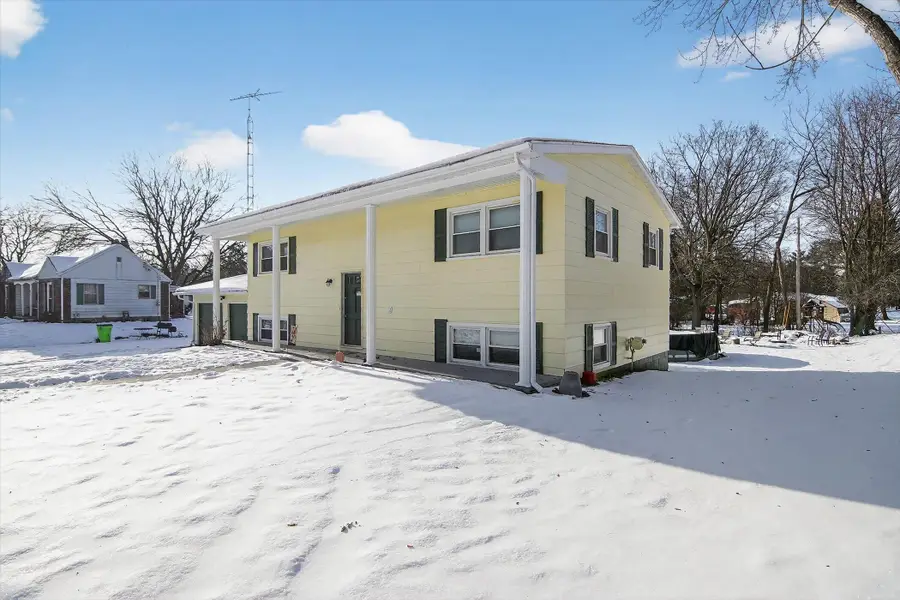 908 Springcrest Boulevard, Jackson, MI 49203 - Image #3