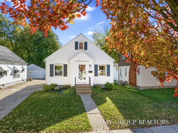 922 Lake Michigan Drive Nw, Grand Rapids, MI 49504