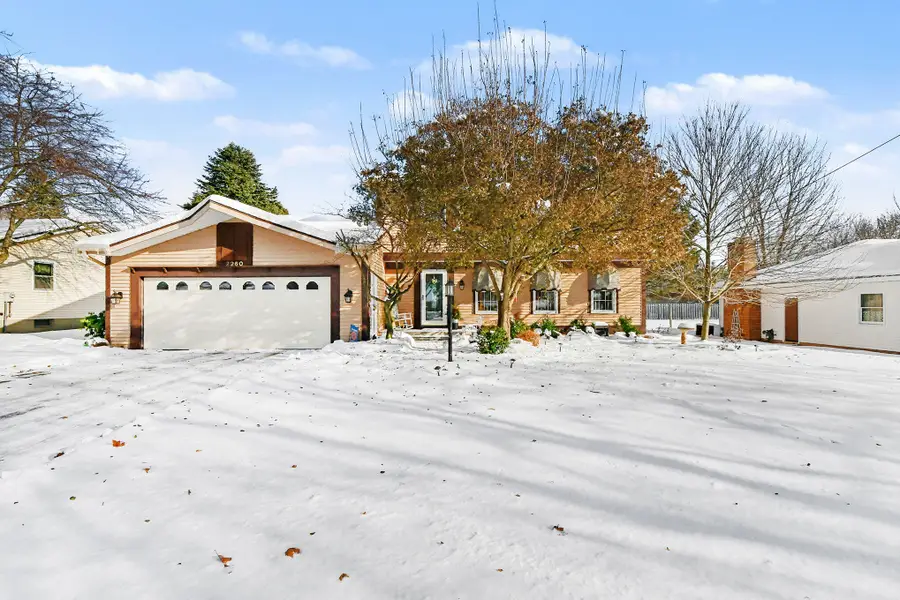 2260 Elmridge Drive Nw, Grand Rapids, MI 49504 - Image #2