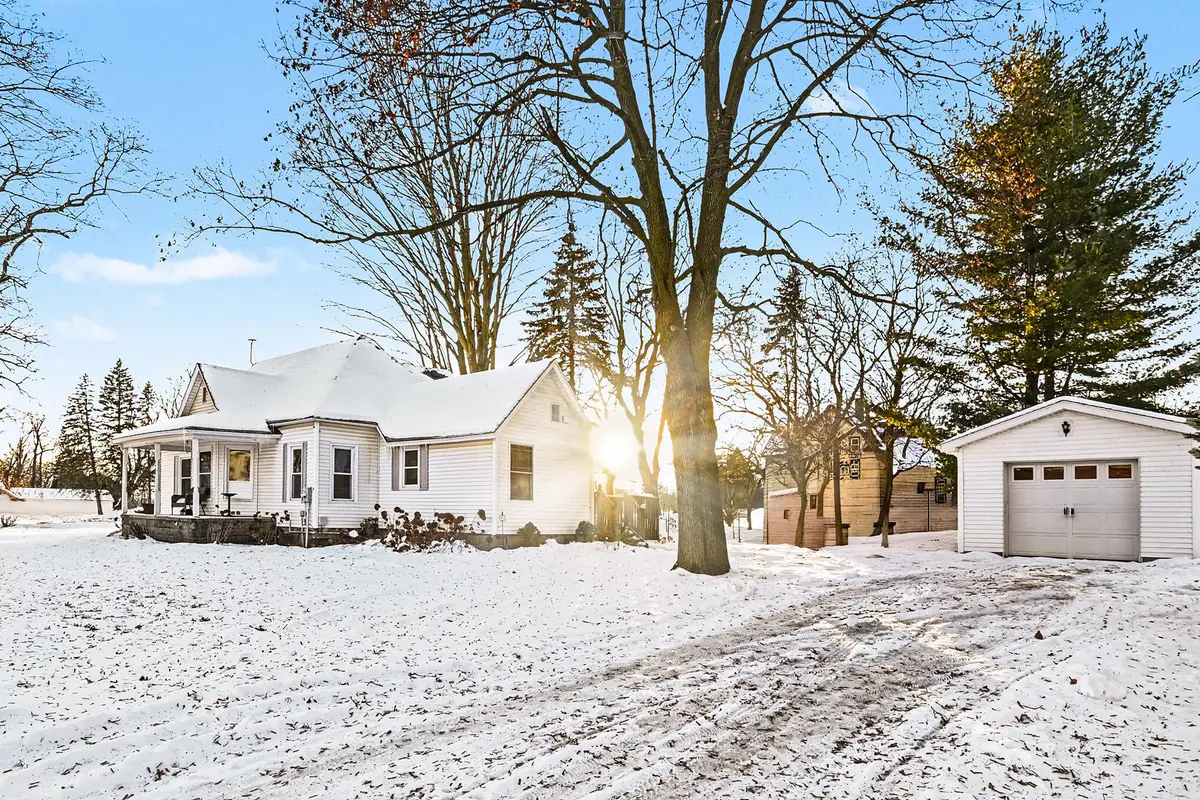 612 W Grand River Avenue, Portland, MI 48875 - Image #1