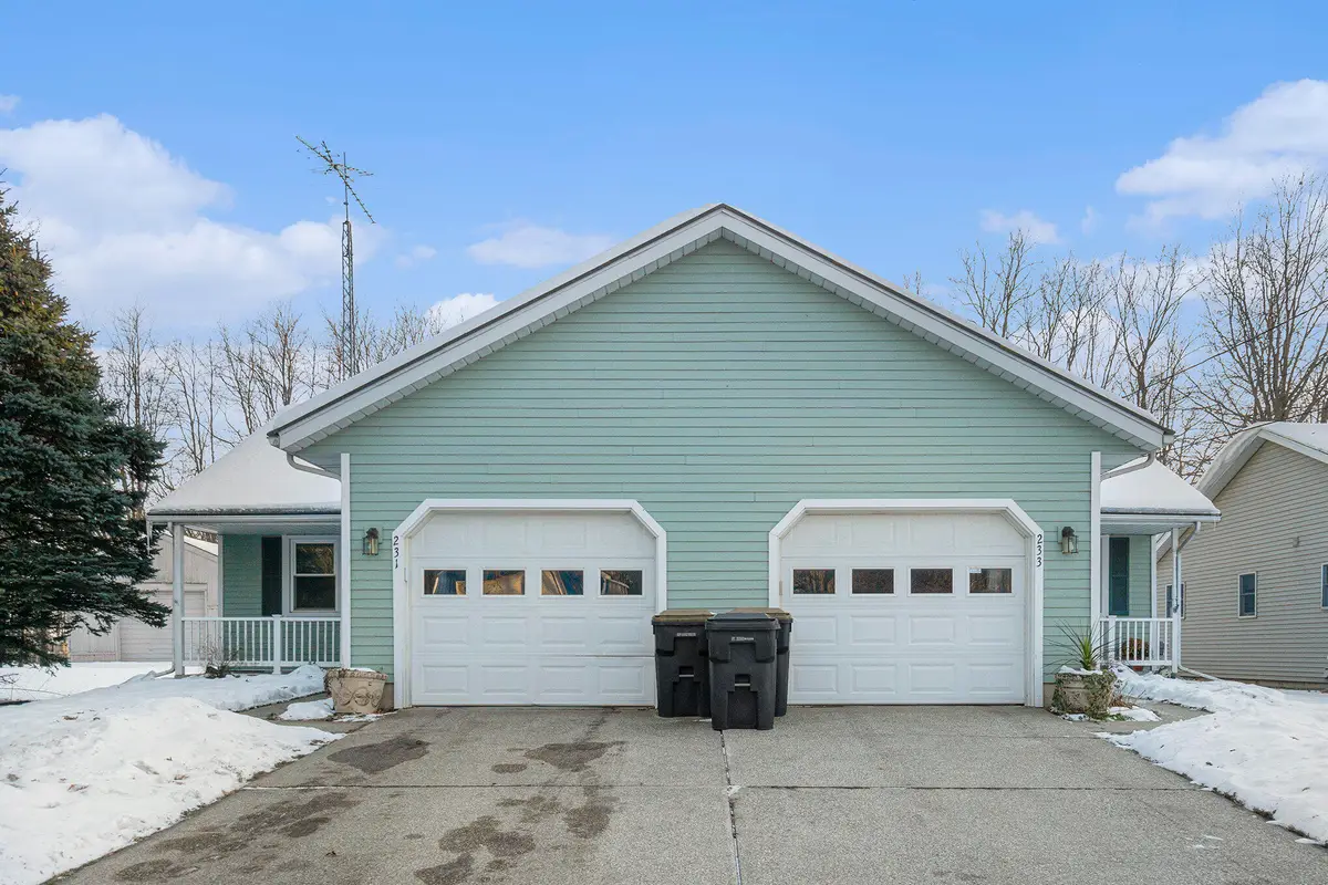 231 & 233 Lovell Street, Schoolcraft, MI 49087 - Image #1