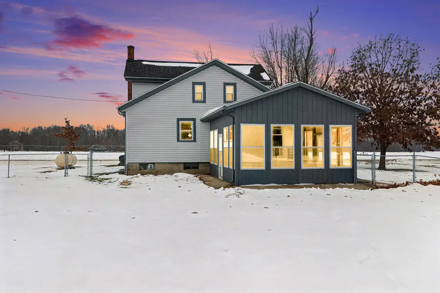 19910 Moorepark Road, Three Rivers, MI 49093 - Image #3