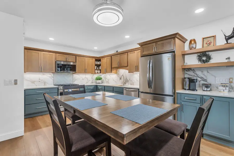 783 W Barrington Circle, Jackson, MI 49203 - Image #3