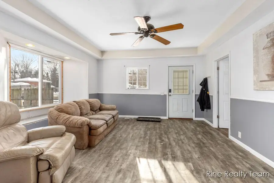 1510 W Stewart Street, Owosso, MI 48867 - Image #3