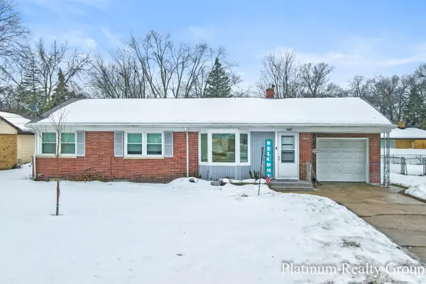 3463 Mccracken Street, Norton Shores, MI 49441