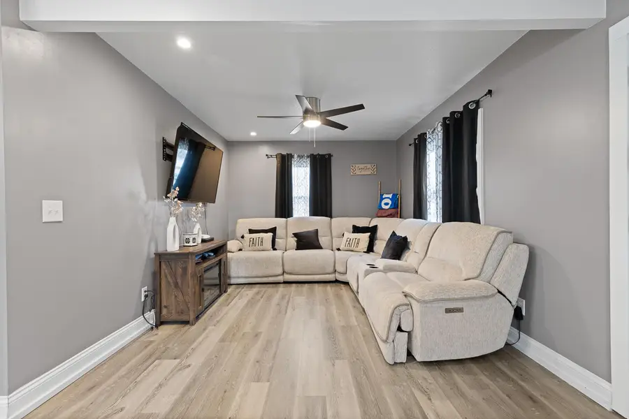 734 S Winter Street, Adrian, MI 49221 - Image #3