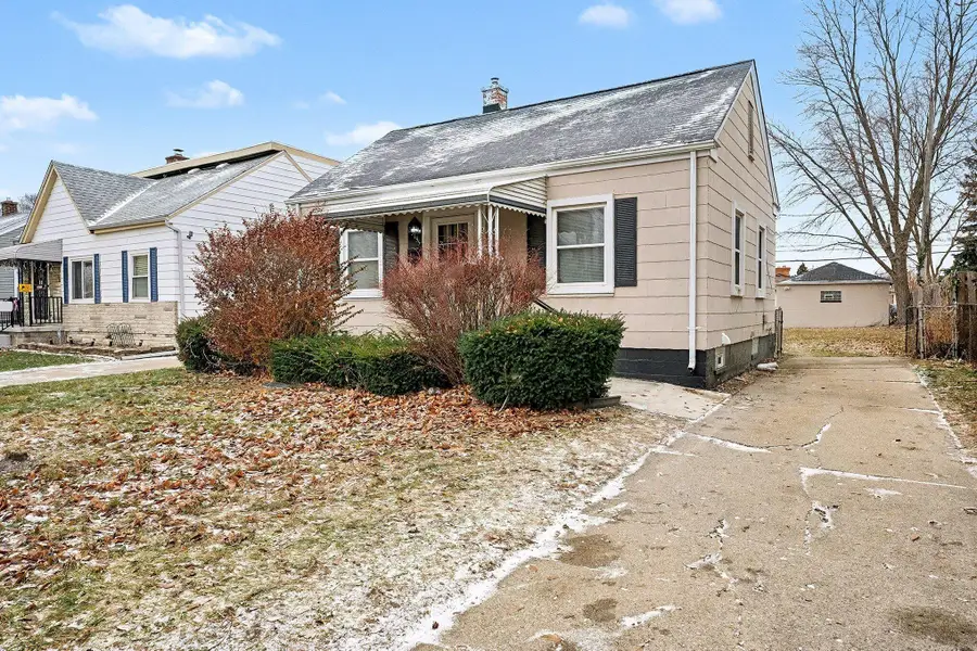 23135 Melrose Avenue, Eastpointe, MI 48021 - Image #2