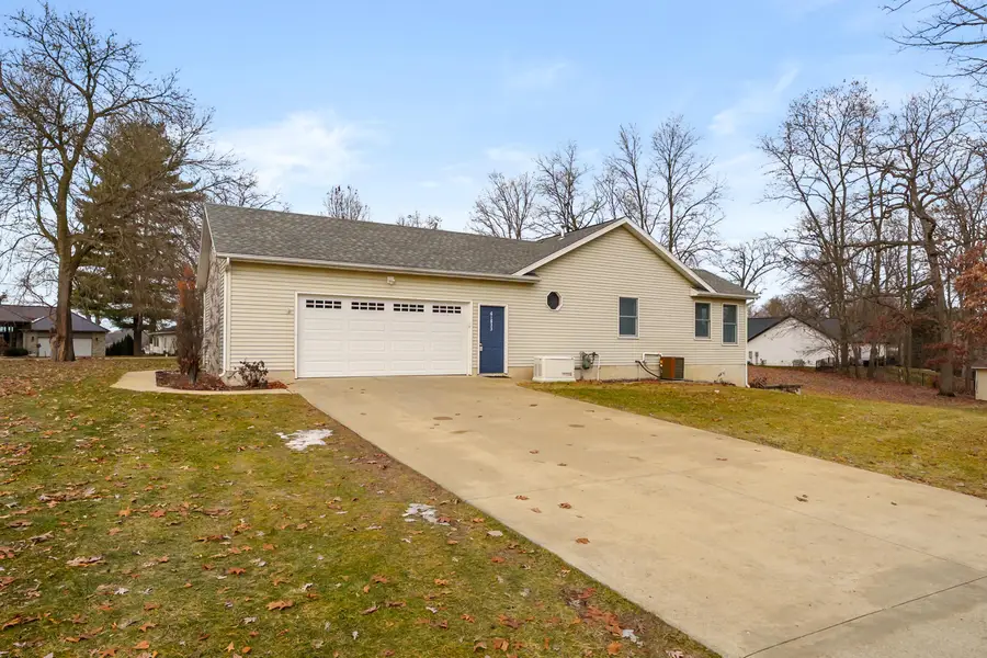 61833 Bayshore Drive, Sturgis, MI 49091 - Image #2