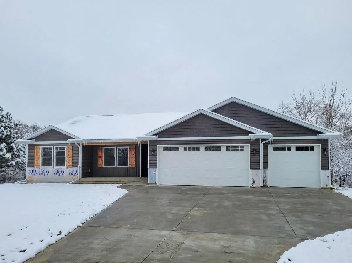 8683 Camomile Drive, Augusta, MI 49012 - Image #1