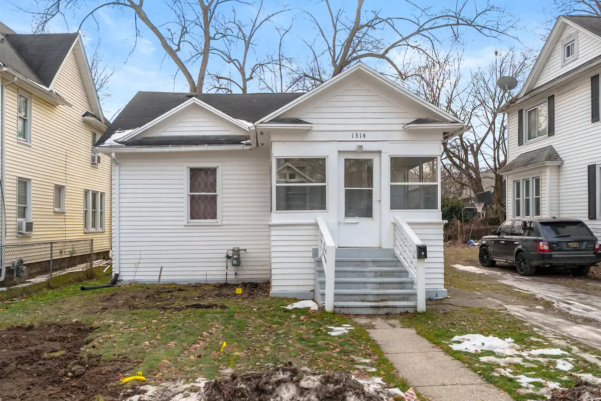 1314 Clinton Avenue, Kalamazoo, MI 49001 - Image #1