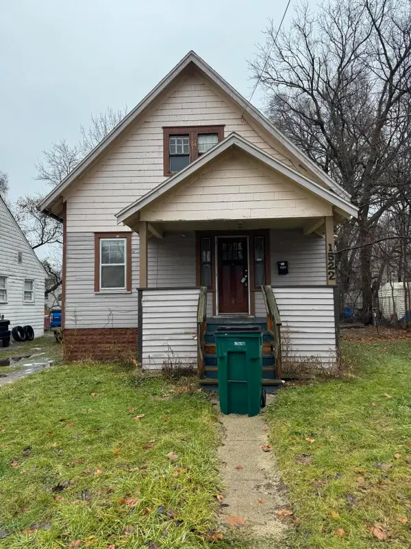 1522 Robertson Avenue, Lansing, MI 48915