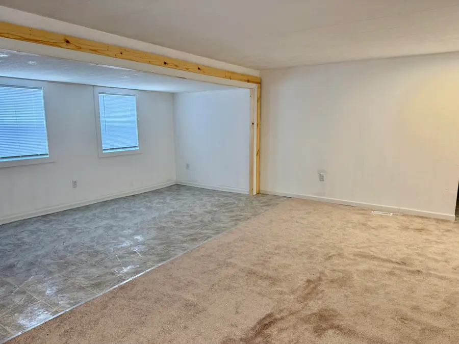 604 W John Beers Road #2L, Stevensville, MI 49127 - Image #3