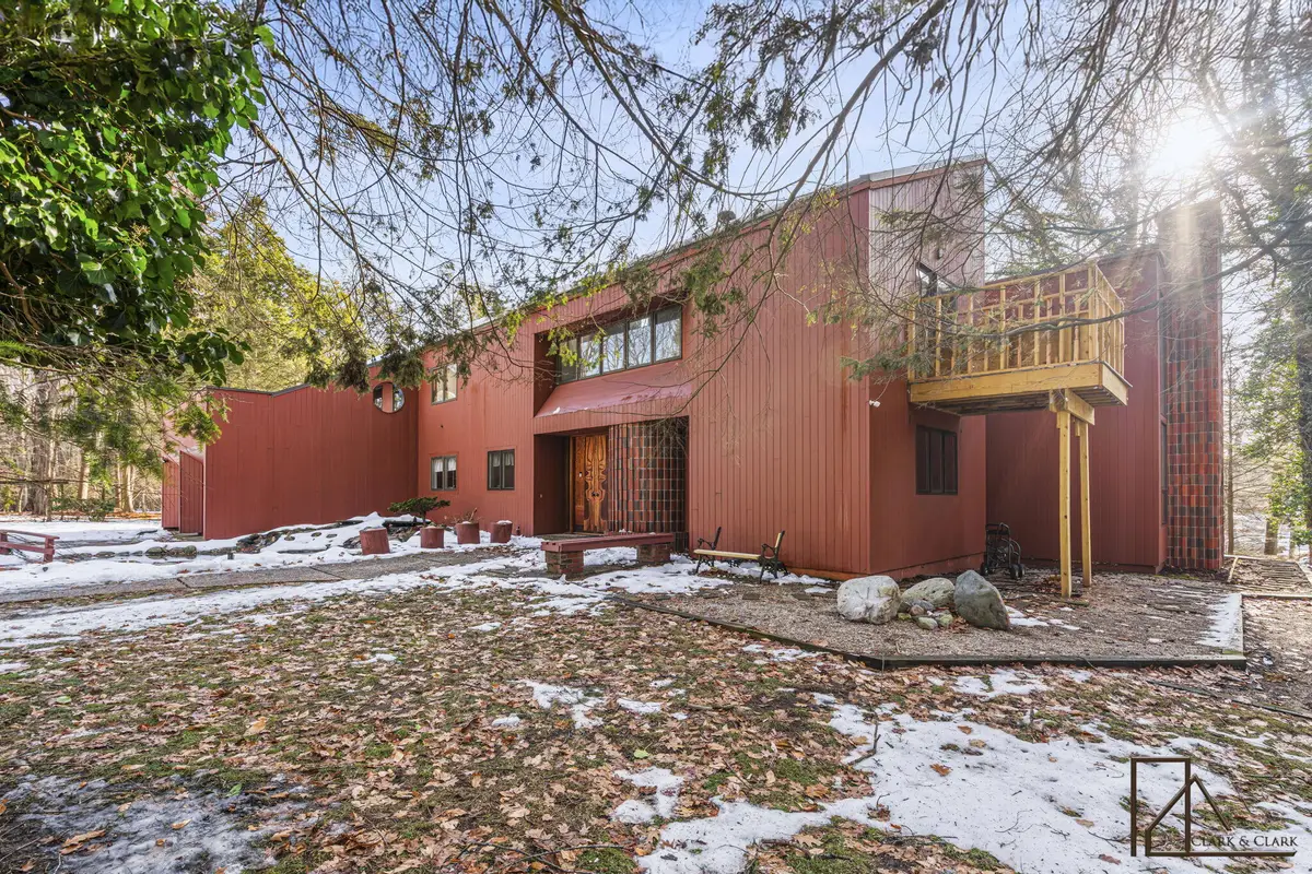 3920 Braeburn Drive, Norton Shores, MI 49441 - Image #1