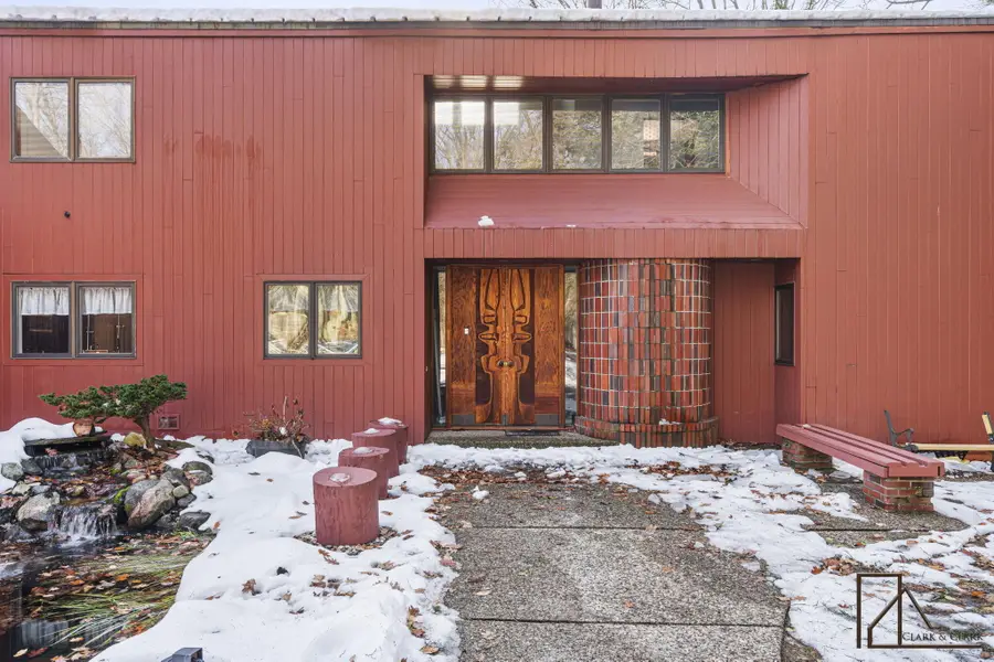 3920 Braeburn Drive, Norton Shores, MI 49441 - Image #2