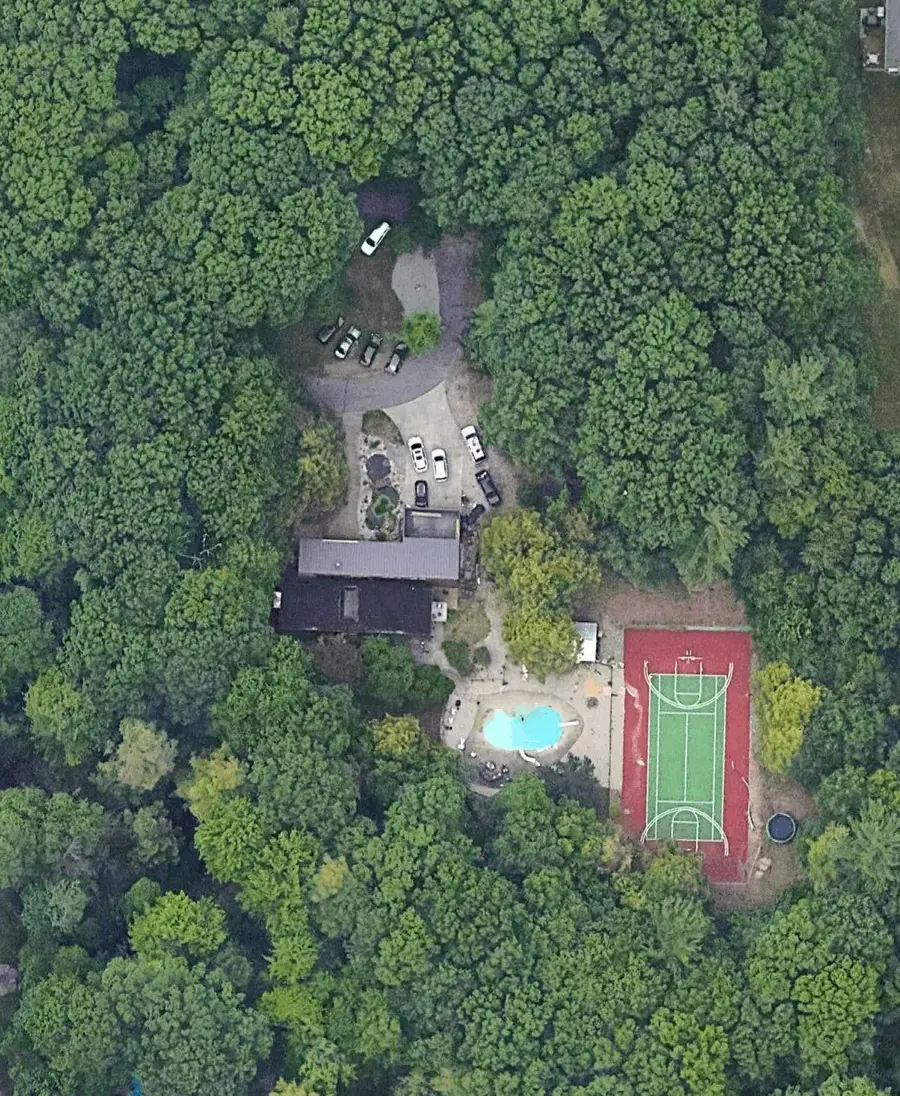 3920 Braeburn Drive, Norton Shores, MI 49441 - Image #3