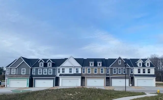 4245 Stratton Boulevard Se #26, Kentwood, MI 49512 - Image #1