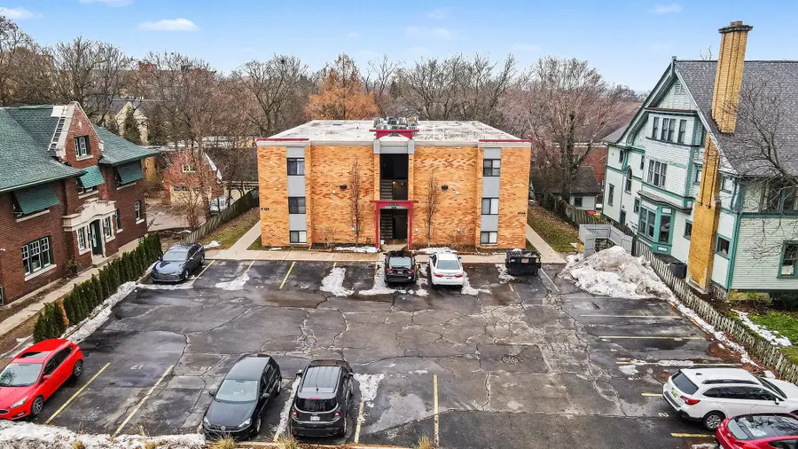 460 E Fulton Street E #2, Grand Rapids, MI 49503 - Image #2