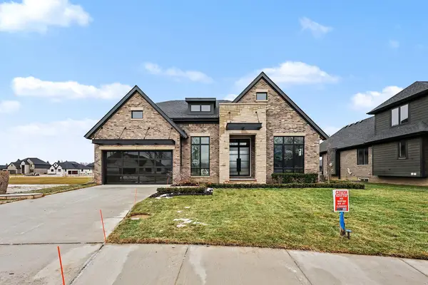 13958 Arthur Court, Washington, MI 48094