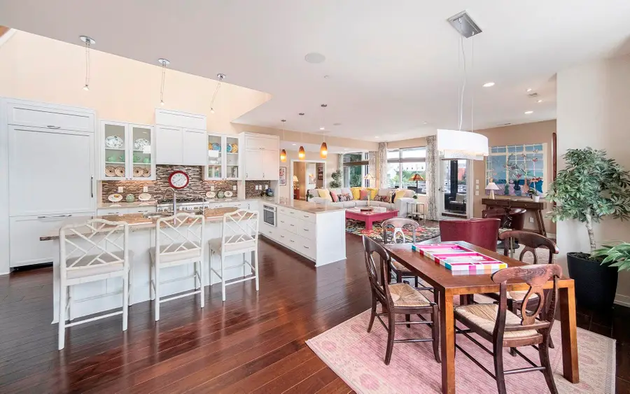 121 W Kingsley #502, Ann Arbor, MI 48103 - #2