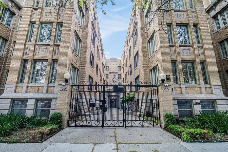 120 Seward Street, Detroit, MI 48202 - Image #2