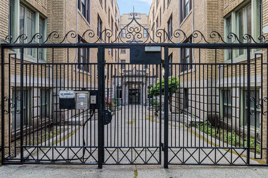 120 Seward Street, Detroit, MI 48202 - Image #3