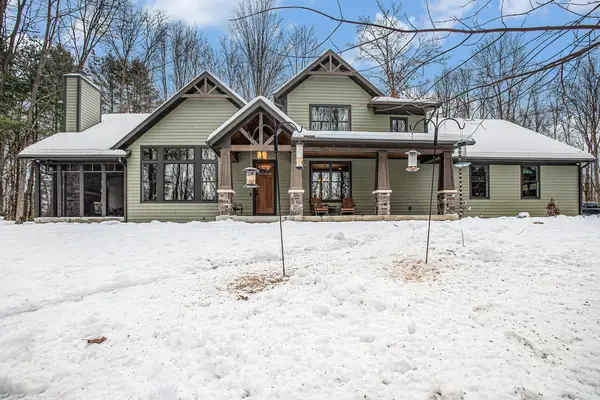 7606 N 46th Street, Augusta, MI 49012