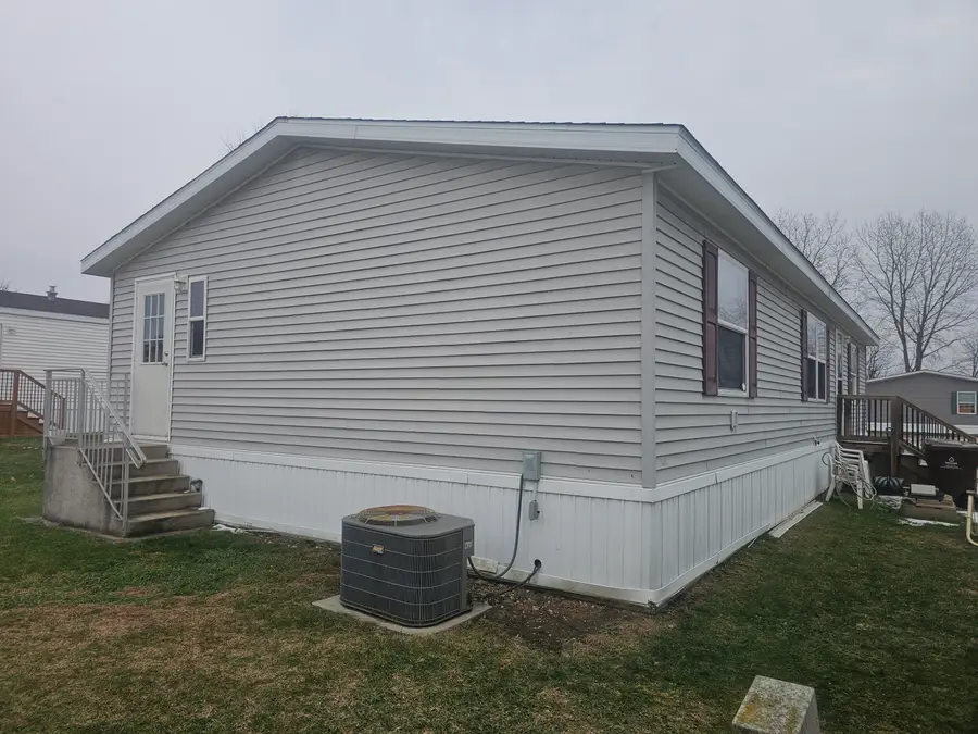 4048 Knightsbridge Lane, Jackson, MI 49201 - Image #3