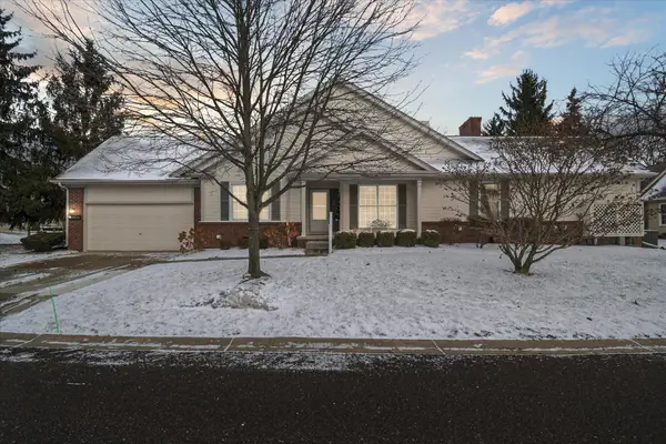 39828 Village Run Drive, Northville, MI 48168