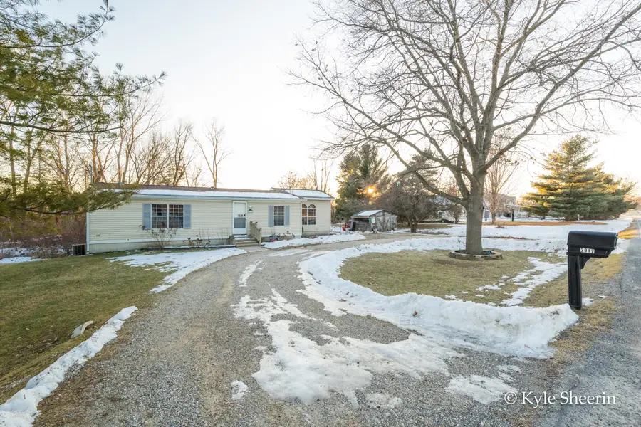 2917 W Lincoln Avenue, Ionia, MI 48846 - Image #2